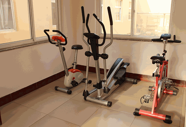 澳特多健身器材